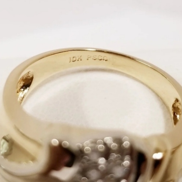 Diamond Cluster Ring - Picture 6 of 6